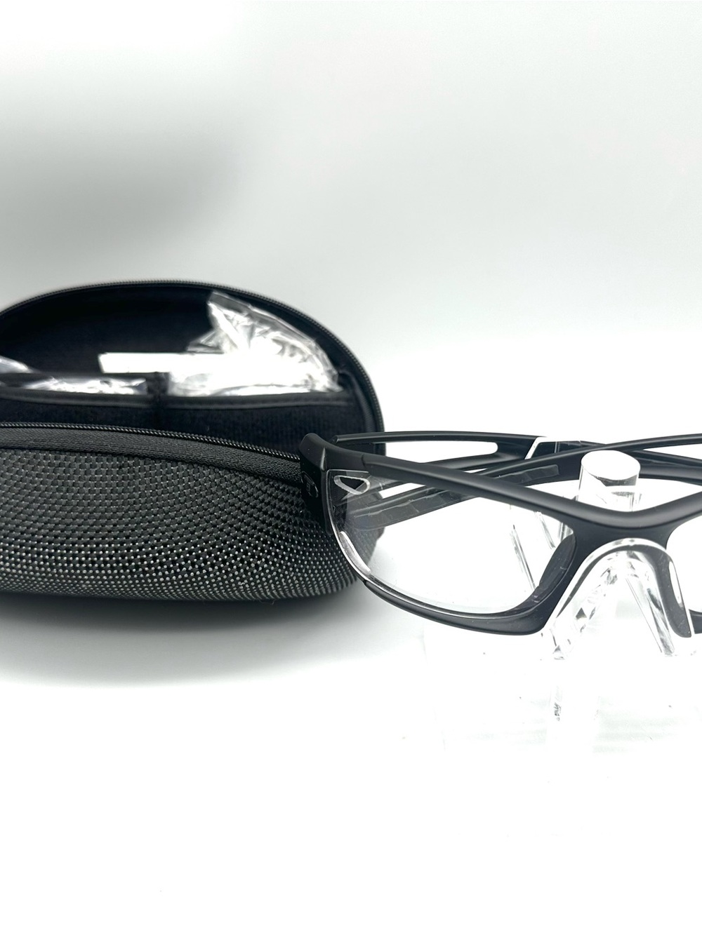 Tifosi Dolomite 2.0 Sunglasses Matte Black Interchangeable Lenses 0080100101